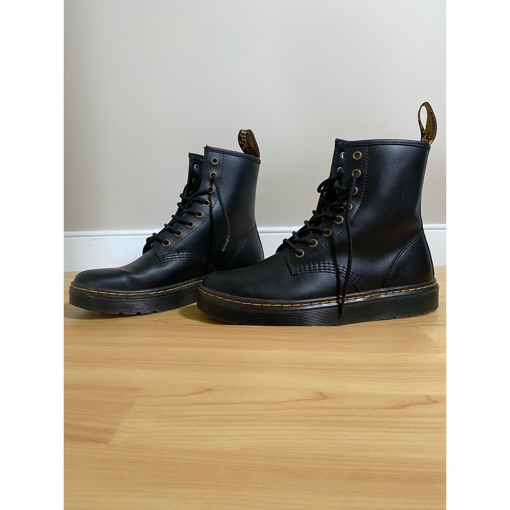 Dr. Martens Mens Zavala Black Leather 8-Eye Combat Boots Size 8M/9W